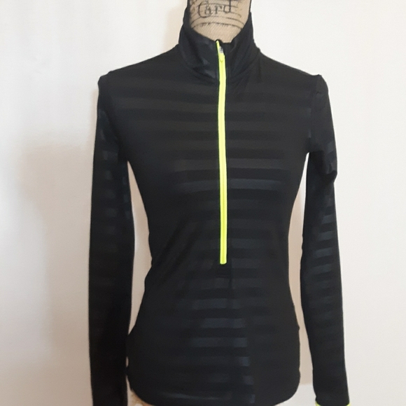 Nike Jackets & Blazers - Nike Pro 1/2 zip , thumbhole small.